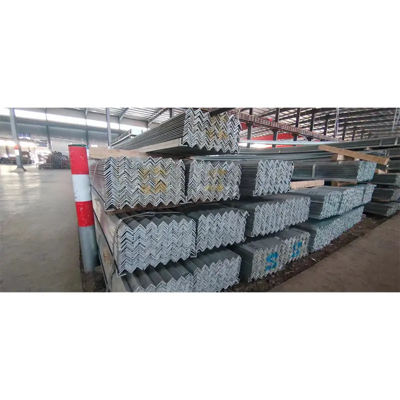 Galvanizli Açılı Çelik Çubuk